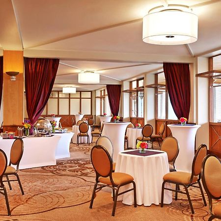 Sheraton Detroit Novi Kültér fotó