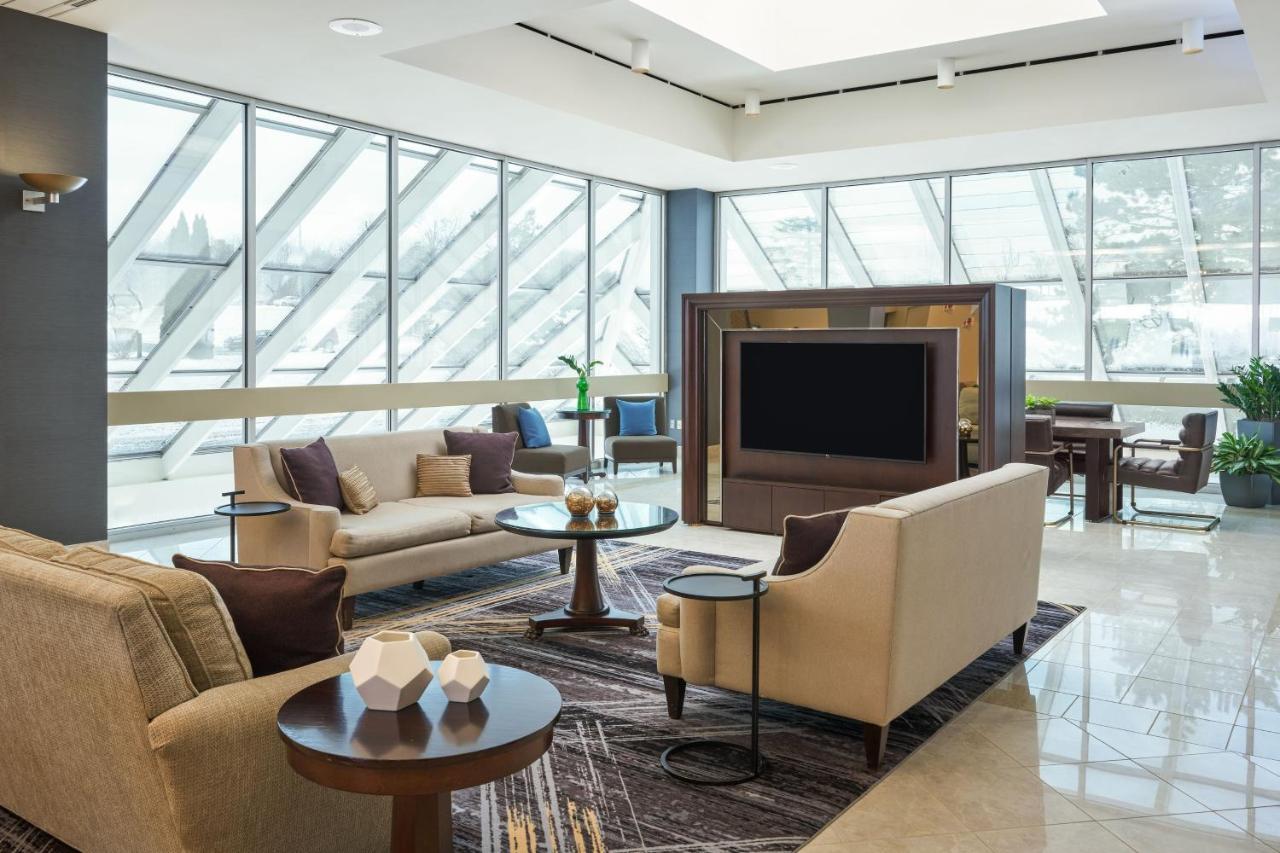 Sheraton Detroit Novi Kültér fotó