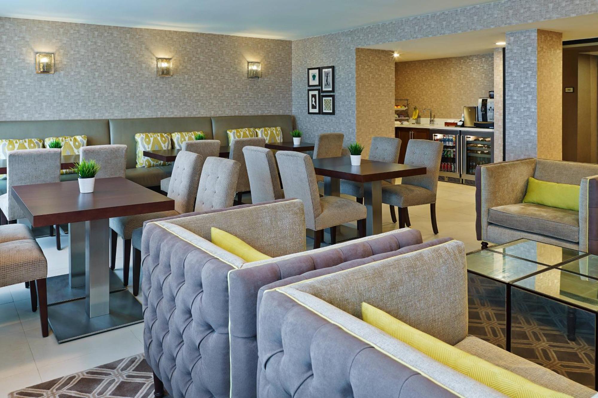 Sheraton Detroit Novi Kültér fotó