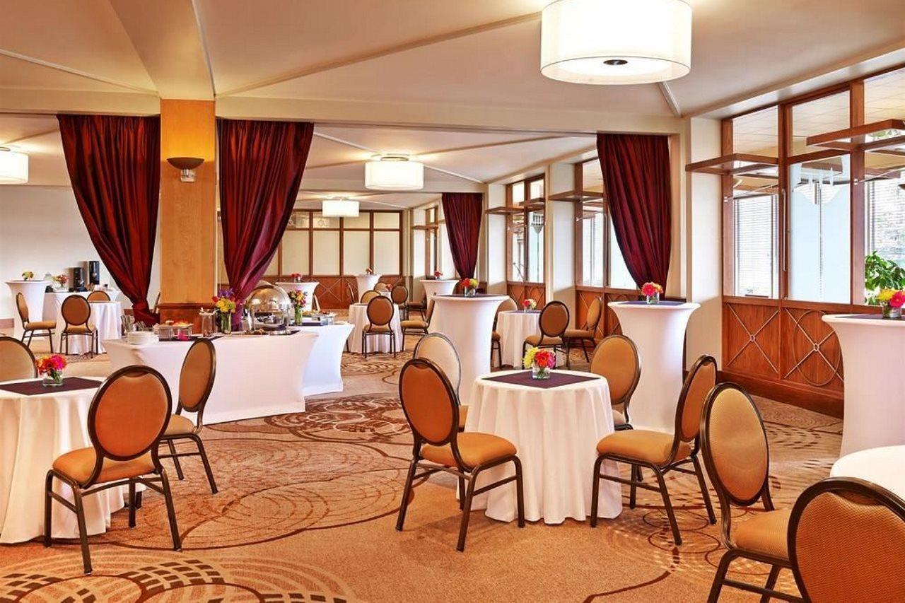 Sheraton Detroit Novi Kültér fotó